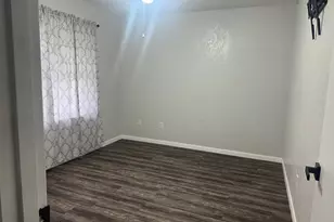208 Walnut St, Lake Jackson, TX 77566 - Photo 5