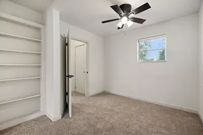 1126 1st Avenue N, Texas City, TX 77590 - Photo 9