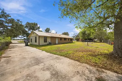 4959 Highway 90, Alleyton, TX 78935 - Photo 5