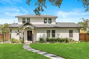 901 Melbourne St, Houston, TX 77022 - Photo 1