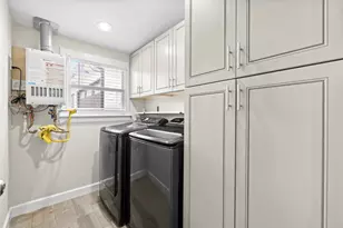 901 Melbourne St, Houston, TX 77022 - Photo 15