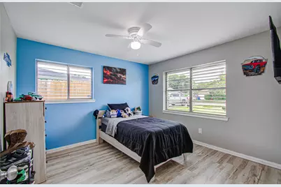 2615 6th Avenue N, Texas City, TX 77590 - Photo 23