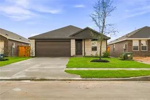 1427 Parks Edge Ln, Angleton, TX 77515 - Photo 1
