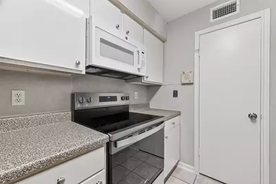 3700 W Clay Street #244, Houston, TX 77019 - Photo 13
