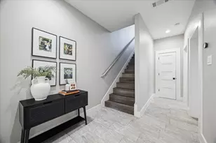 2108 Oatfield Dr, Houston, TX 77018 - Photo 3