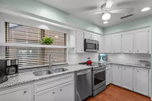 659 Davis Rd, League City, TX 77573 - Photo 15