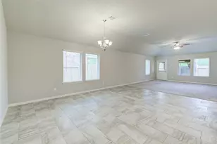 239 Murrieta Ln, Arcola, TX 77583 - Photo 11