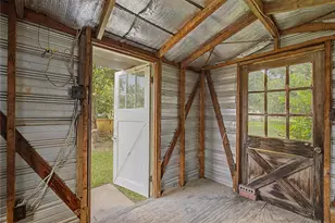 304 Foster St, Tomball, TX 77375 - Photo 27