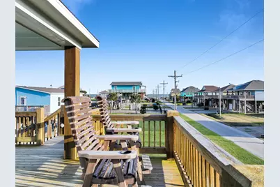 866 Wommack, Port Bolivar, TX 77650 - Photo 11