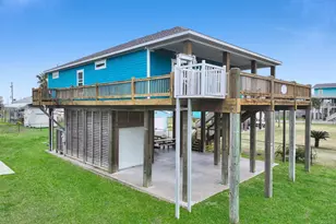 866 Wommack, Port Bolivar, TX 77650 - Photo 7