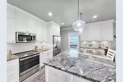 866 Wommack, Port Bolivar, TX 77650 - Photo 23