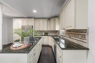 714 Winnie St, Galveston, TX 77550 - Photo 11