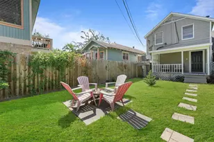 714 Winnie St, Galveston, TX 77550 - Photo 5