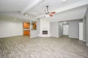 805 River Creek Dr, La Porte, TX 77571 - Photo 3