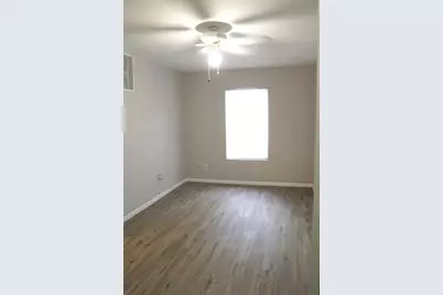 3330 Triplett Street, Bacliff, TX 77518 - Photo 5