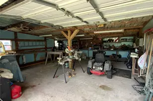 160 Tupelo S, Palacios, TX 77465 - Photo 15