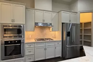 1972 Woodbury St, Houston, TX 77030 - Photo 9