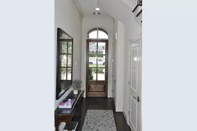 1972 Woodbury Street, Houston, TX 77030 - Photo 3