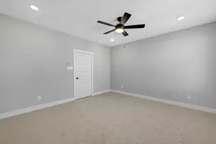 10972 Swang Link Dr, Houston, TX 77043 - Photo 19