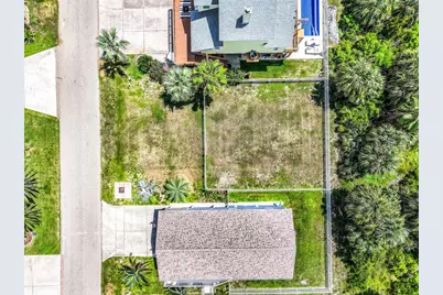 4126 Nueces Drive, Galveston, TX 77554 - Photo 3