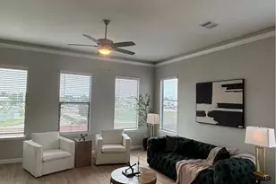 13635 Teal Bluff Ln, Houston, TX 77077 - Photo 5