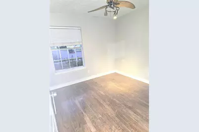 11703 Teaneck Drive, Houston, TX 77089 - Photo 7
