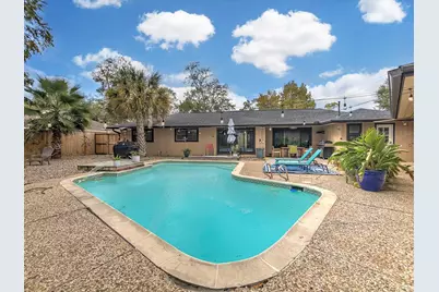 1426 Antigua Lane, Nassau Bay, TX 77058 - Photo 49
