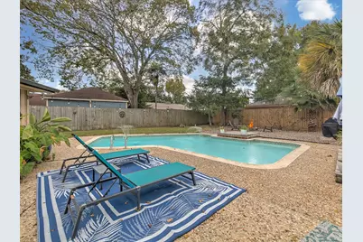 1426 Antigua Lane, Nassau Bay, TX 77058 - Photo 45