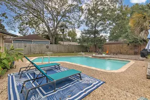 1426 Antigua Ln, Nassau Bay, TX 77058 - Photo 45