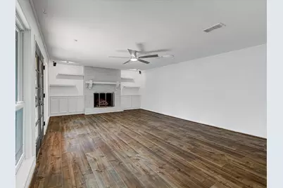 1426 Antigua Lane, Nassau Bay, TX 77058 - Photo 11