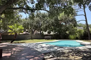1602 Big Lake Dr, Houston, TX 77077 - Photo 17