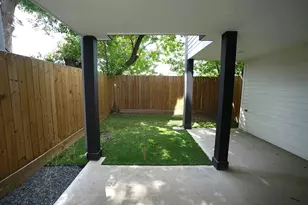 2205 Staples St, Houston, TX 77026 - Photo 17