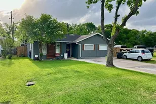 1106 Glenda St, Pearland, TX 77581 - Photo 1