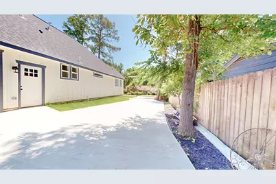 462 Carriage Trail, Montgomery, TX 77316 - Photo 15