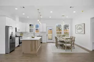 462 Carriage Trail, Montgomery, TX 77316 - Photo 3