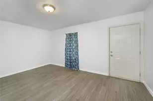 632 Luke St, Dayton, TX 77535 - Photo 7