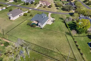 8703 Majesty Ln, Richmond, TX 77469 - Photo 9