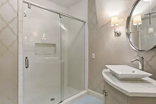 4525 Braeburn Dr, Bellaire, TX 77401 - Photo 9