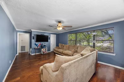 917 Alvin Street, Pasadena, TX 77506 - Photo 7