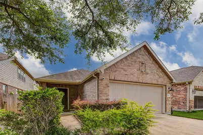 3037 Hawthorne Glen Lane, Dickinson, TX 77539 - Photo 1