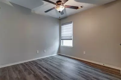 3037 Hawthorne Glen Lane, Dickinson, TX 77539 - Photo 19