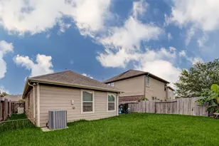 3037 Hawthorne Glen Ln, Dickinson, TX 77539 - Photo 25