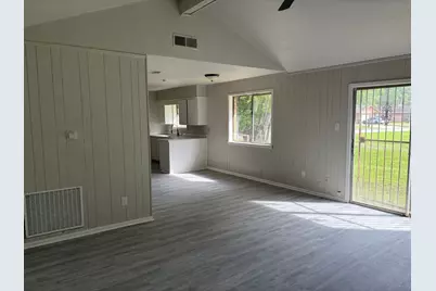 5890 Helbig Road, Beaumont, TX 77708 - Photo 5
