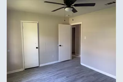 5890 Helbig Road, Beaumont, TX 77708 - Photo 15