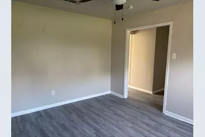5890 Helbig Road, Beaumont, TX 77708 - Photo 11