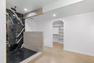 719 E 40th 1/2 Street, Houston, TX 77022 - Photo 25