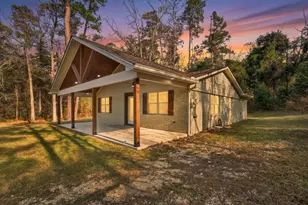 525 Charmaine Dr E, Woodville, TX 75979 - Photo 1