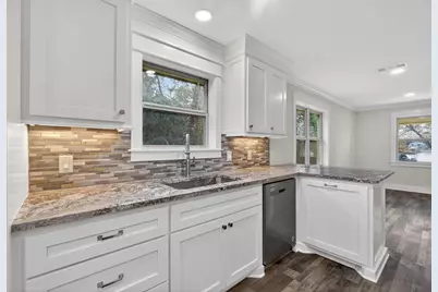 525 Charmaine Drive E, Woodville, TX 75979 - Photo 17