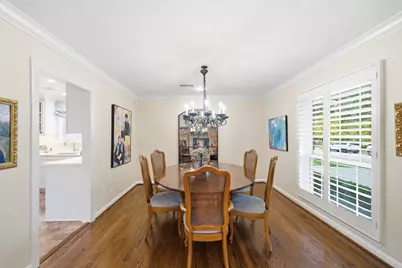 10218 Piermain Drive, Houston, TX 77035 - Photo 11