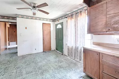 505 Kellett Avenue, Schulenburg, TX 78956 - Photo 11